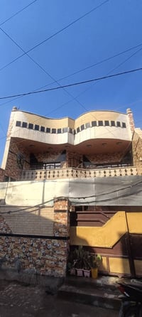 بيت ١٦٠م • طابقين مسلح • قرب مدرسة النزاهة