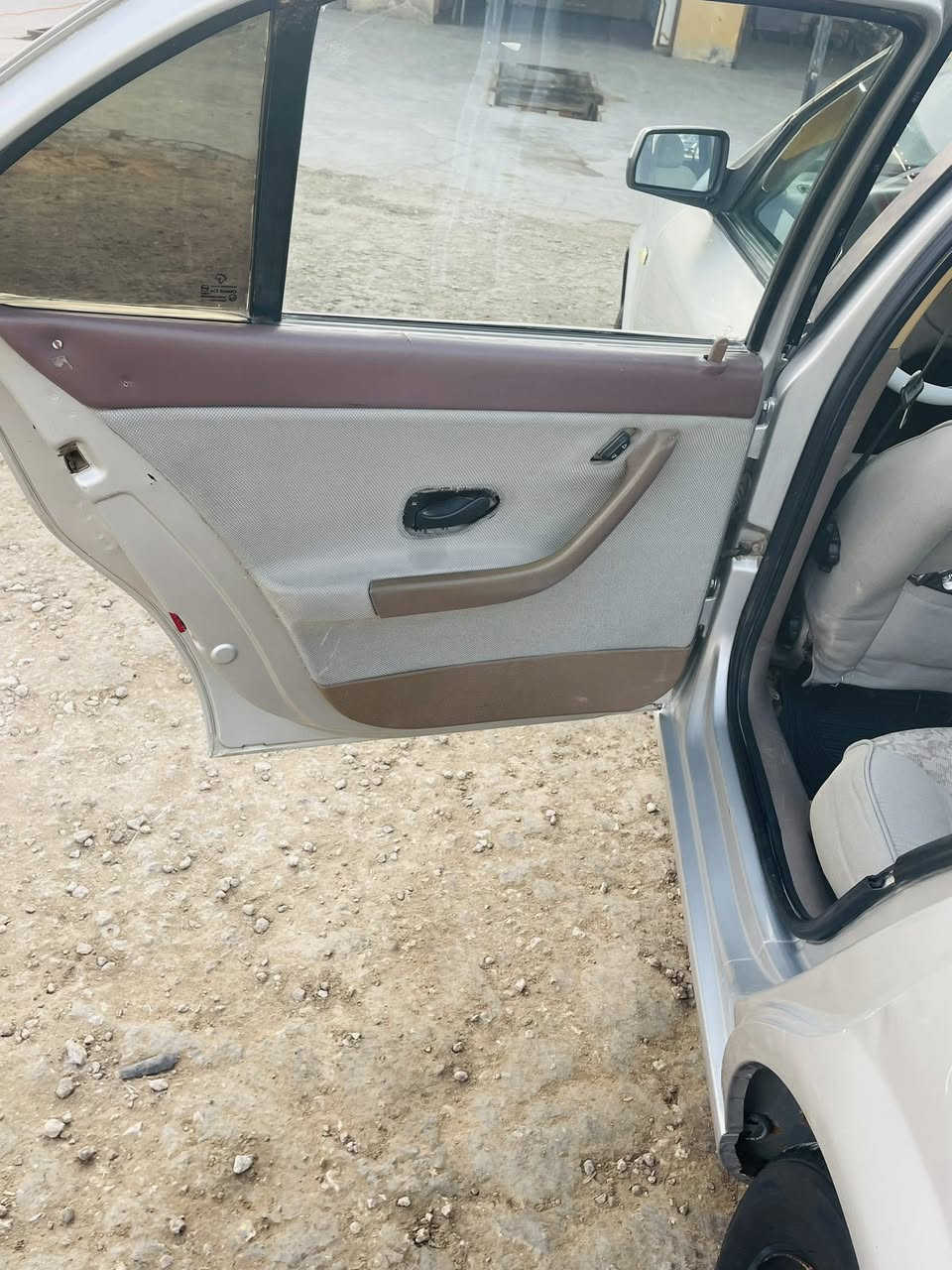 للبيع سمند 2012 رصاصي
سياره ع وضع شركه كل شغال 
رقم قادسية انكليزي
السعر 47 وبيها مجال 
***********
