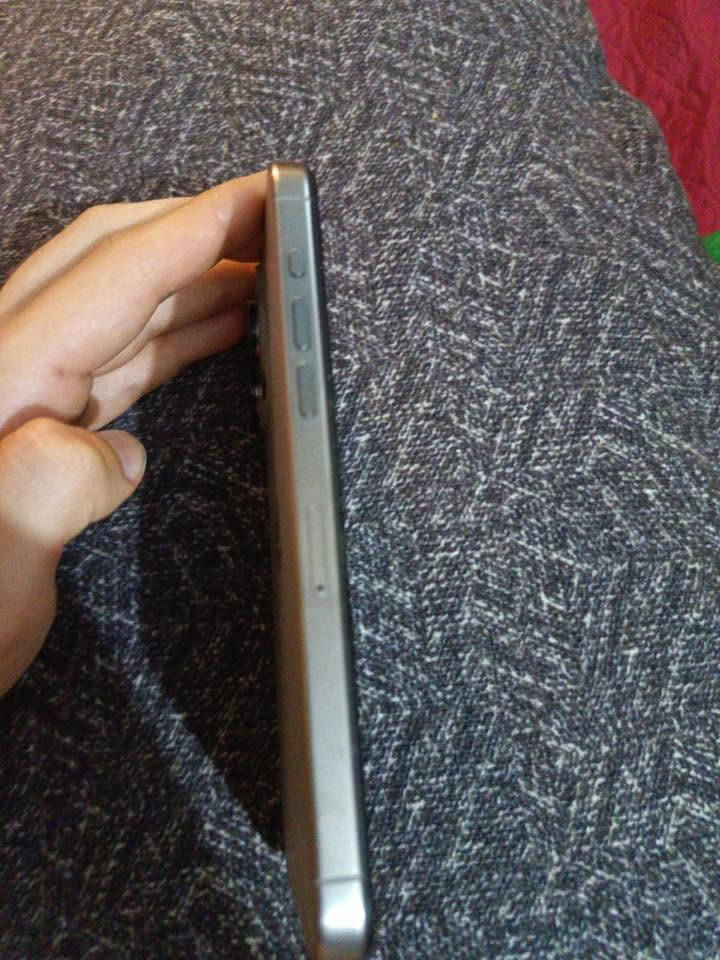 سلام عليكم جهاز ايفون15 برو ماكس ماستر بطاريه 88 ذاكره256 جهاز مبدل شاشه خوش نوعيه  بي فطر بل ضهر فقط جهاز مكفول من كلشي الباقي كله مكفول  هاذه رقمي *********** واتساب سعر خاص
