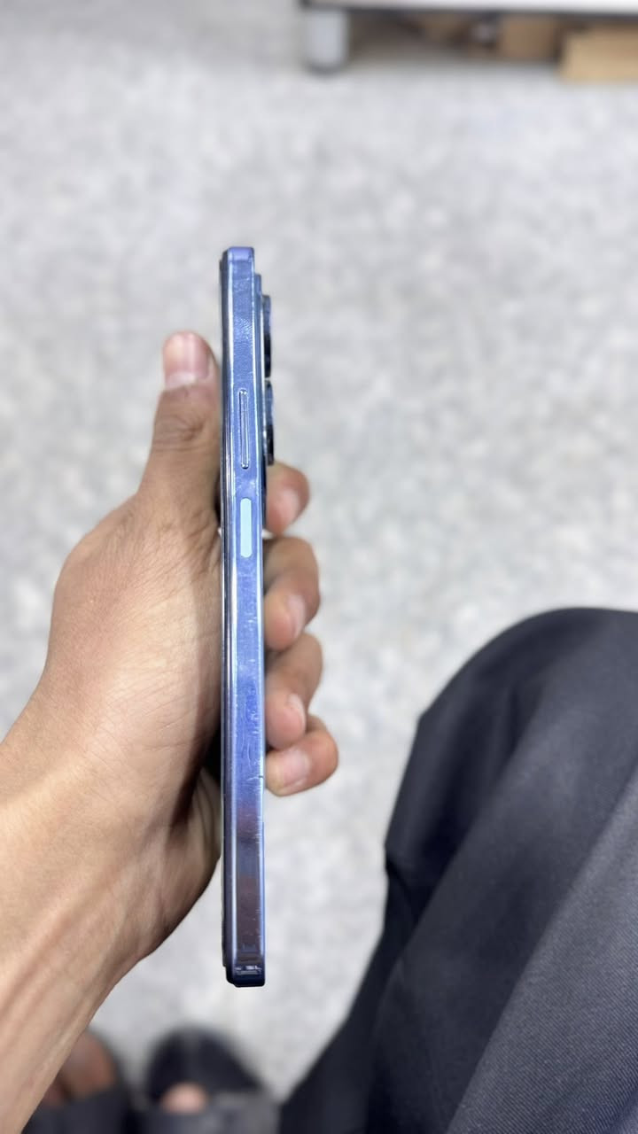 السلام عليكم للبيع
انفنكس هوت 40 برو ذاكرة 256 بعشوائية 21 
شاشة 120 هيرتز ومعالج قوي 90 فريم بكل الألعاب بطارية 5000 جهاز مكفول من كلشي وكامل ملحقات السعر 170 وبي مجال الاستفسار اكثر على رقم *********** 
مكاني ديوانية _ حي الامين الاولى
