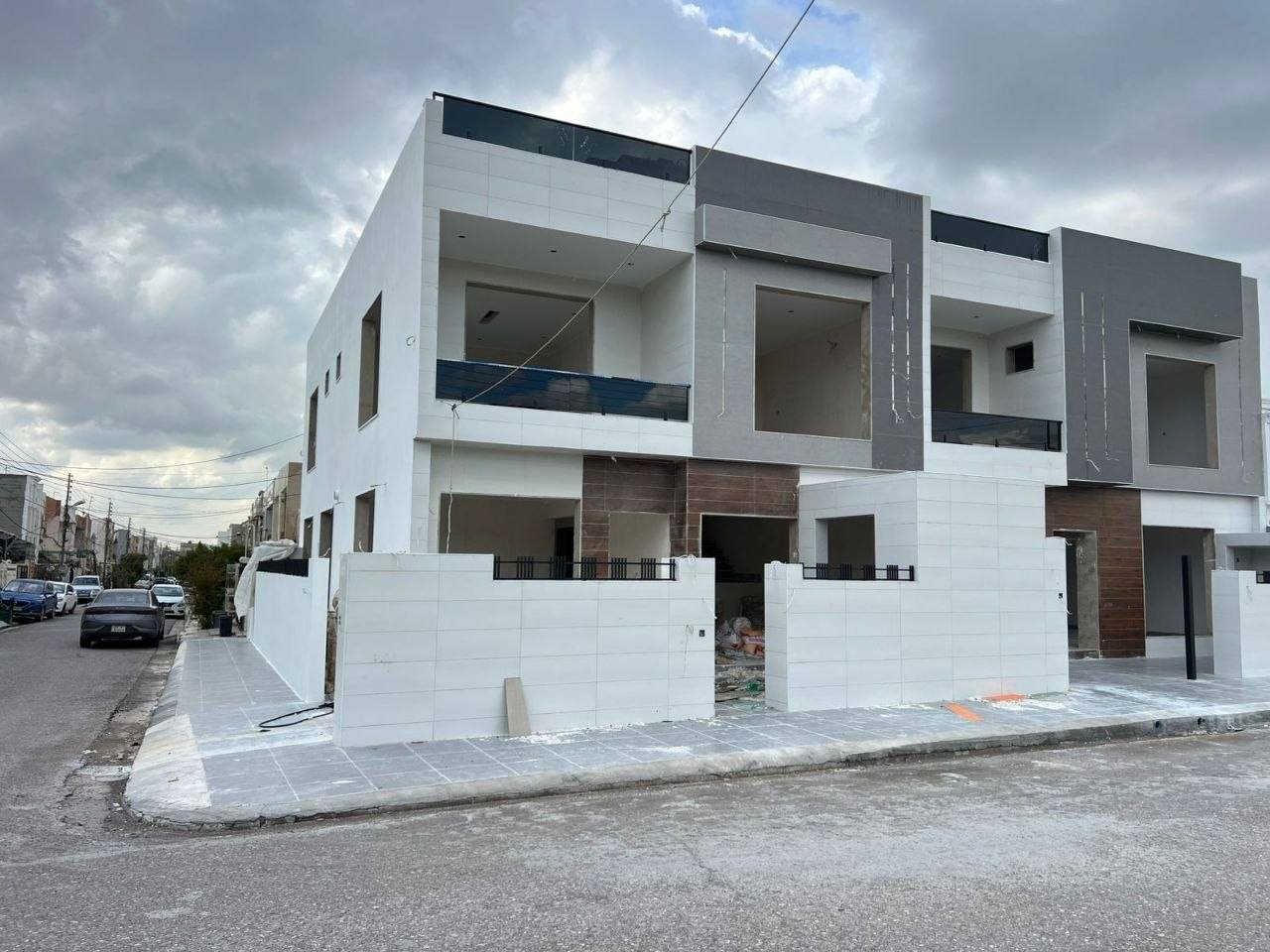 #عقارات_حبيب_علي  
🔸سند طابو يتسجل بإسم اي عراقي
📍أربيل-بيت للبيع حي گةلاويژ قرب شارع120M #مقابل_الحديقه_الرسميه 
➖مساحة 185M طابقين ركن
يتكون⤵️
➖6غرف نوم 
➖استقبال-صاله-مطبخ-مجموعه صحيات
***********
***********
لمشاهدة الفيديو والسعر والباقي من العروضات ادخل للقناة رابط القناة👇
https://t.me/habeb2ali

#عقارات_اربيل #شقق_للبيع_اربيل #بيو_لبيع_اربيل  #فلل_للبيع_اربيل #مجمعات_سكنية_اربيل
 #عقارات_كردستان  
#استثمار_عقاري_اربيل #عقارات_بغداد_سليمانية_اربيل  #عقارات_شمال_العراق  

17 دفتر 25 ورقه
