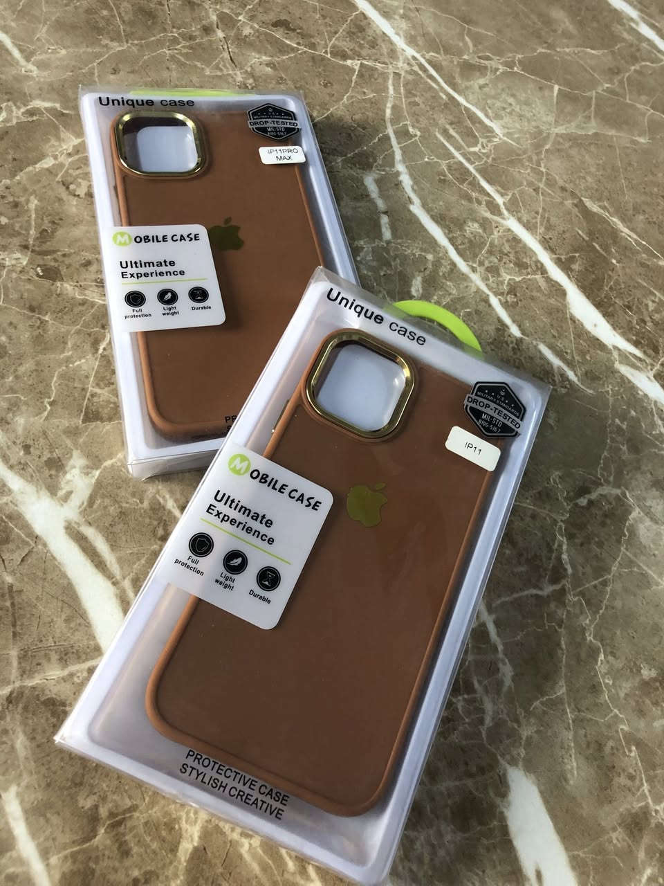 عندي كفرات ايفون من 11 الى 15 اذا احد يريد يدخل حاص لو رقم موبايل ***********
