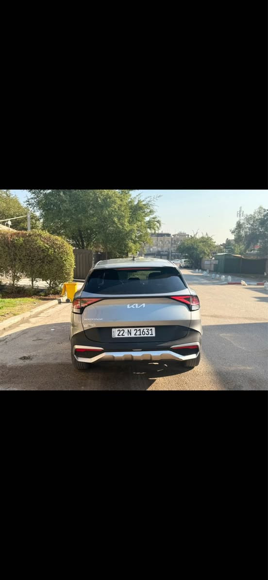 السلام عليكم كيا سبورتج 2023.

رقم أربيل الجديد 

الشكل الجديد حجم الكبير لارج محرك 2500 

حادث ربع بنيد وصفحه السايق شخوط 

مكانات صبغ ابيعلك غمس قطع صبغ 

بدون دواخل سياره جديده بدون ايرباك 

المواصفات

ماشيه 15مايل

دشبول متغير الالوان الكتروني

تحكم ستيرن جهتين

كامرة دوارة 

شاشة كبيرة ايباد 

عداد دجتل

اوتو ستوب

تبريد قطعتين 

مثبت سرعة

وضعيات قيادة 

رادار

لد نهاري

تحديد مسار

هند بريك بصمة

اوتو هولد

مانع انزلاق

هيتر كشن 

مكان السيارة بغداد زيونه 

للتواصل ***********

السعر 174$$$$$قفل بغداد, العراق
