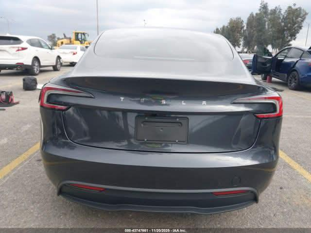 تيسلا مودرن 3 موديل 2025 واصل بصرة حالين كامل معه كمرك بدون تصليح واصل يوسيفيه 120 ورقه مجال بسيط


**إذا كنت صاحب هذا الإعلان وتريد حذفه لأي سبب، رجاءا أرسل رسالة إلى الدعم الفني**