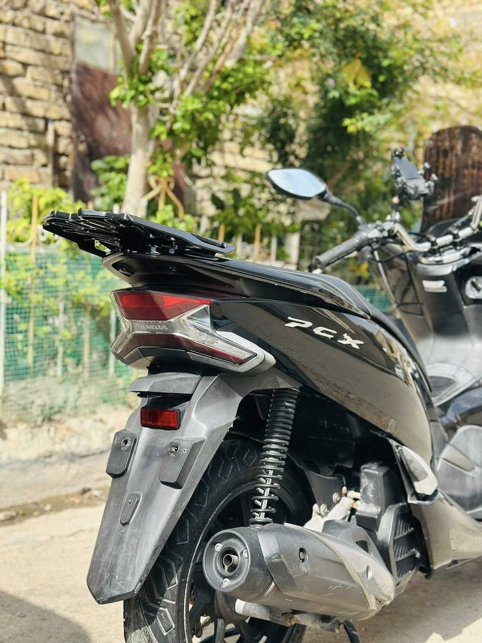 بيسي اكس جيل ثالث كفاله عامه الدراجه كله 🧿✅
حساس زدحام ✅
تخم تاير ✅
الدراجه ماليزي ✅
مكينه برغي مامفتوح بيه كفاله
دهن امزويل وكاله 
بيه شخوط بسيطه
مكاني بغداد الشعله (‭0774 242 0498‬)
سعر 13 $وبيه مجال بسيط
