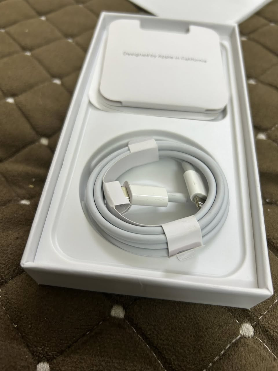 ايفون 14عادي بطارية97 الذاكره 128 الجهاز ما مفتوح جديد نموذجm ملحقات كامله مكاني ديوانيه مركز ***********
