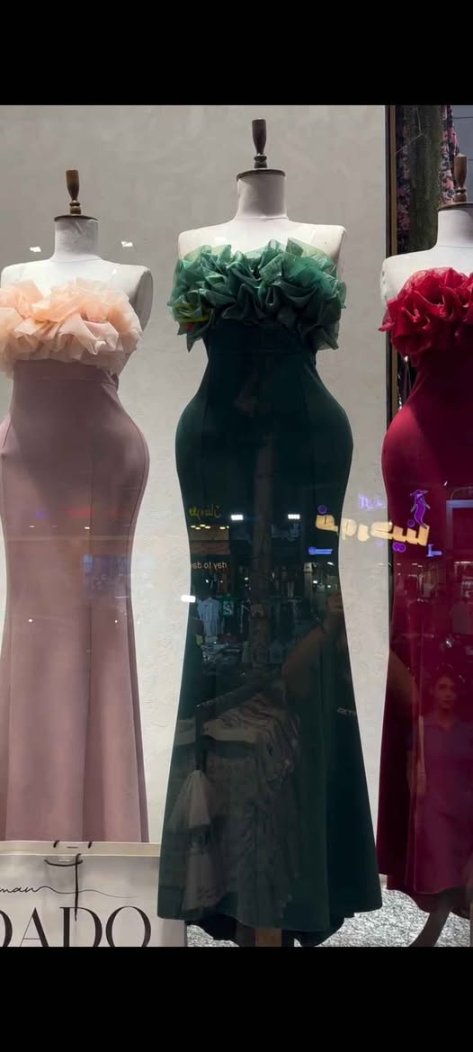 فستان السهرة الأناقة والجمال 

السعر 40الف

قياس فري سايز يلبس لحد وزن 75 

يتوفر توصيل لجميع المحافظات 5الاف حلة, بابل


**إذا كنت صاحب هذا الإعلان وتريد حذفه لأي سبب، رجاءا أرسل رسالة إلى الدعم الفني**