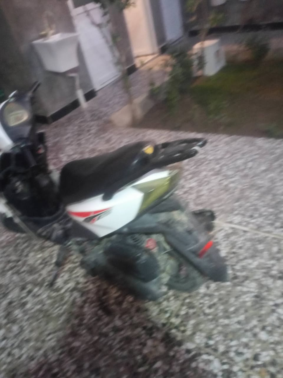 السلام عليكم هاي دراجه 100 وبيها مجال مكان النجف دراجه عطلانه ***********
