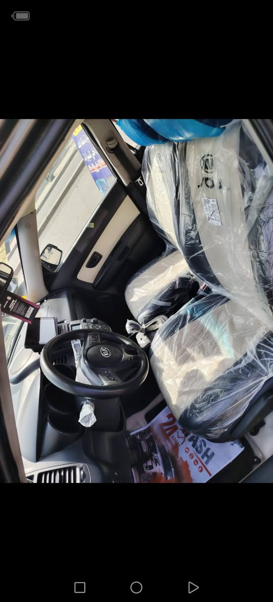 صول 2013 بيه بنيد وجاملغ ومصبوغه حزام عليهه غرمات 600 عل مشتري وسعر 76 رقم الهاتف ‭0774 105 1873
