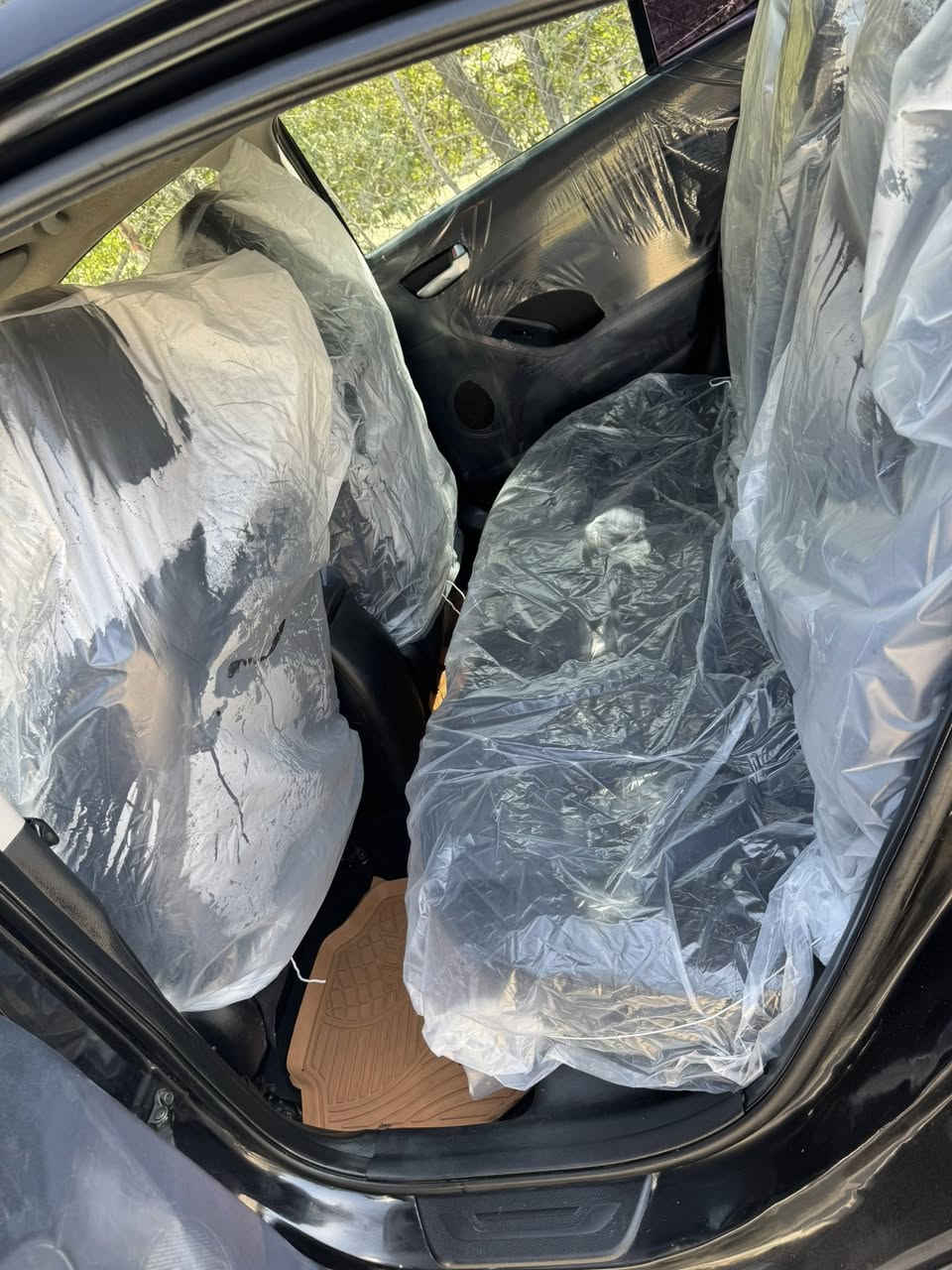 السلام عليكم فورتي 2018 رقم بغداد انكليزي تحويل مباشر السعر ( 114 $ ) مكانها بغداد *********** وارد امريكي حادث جاملغ خلفي بدون دواخل بجم كبس لغود شواصي مكفولات محرك 2000 دوش كير AT وبلعراق بيها باب السايق رشيته كلير سياره جاهزه بدون نقص الشراي يتصل
