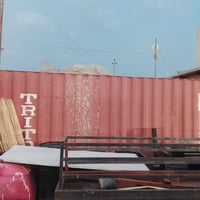 حاوية للبيع 6متر 07723313555