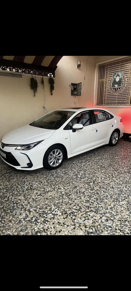 تويوتا كورولا  2025 شكل الخليجي فول مواصفات

محرك 1800 هايبرد 

تبريد قطعتين

مواصفات :

بصمه + بصمه ابواب 

فتحه سقف 

سبايدر ما مشدود 

كشنات جلد اسود 

رادار + تحديد مسار + قيادة ذاتية

هاند بريك كهربائي + لايت زينون

عداد ديجيتال

درايف مود + أوتو هولد

فل سيستم إيرباك + مانع تصادم + مانع انزلاق

سياره مكفوله كفاله من عده شخطه بيهه بل باب والجاملغ بي رصعه والصوره موجوده بل المنشور 

رقم بغداد 

عنوان بغداد 

اتصال ***********
