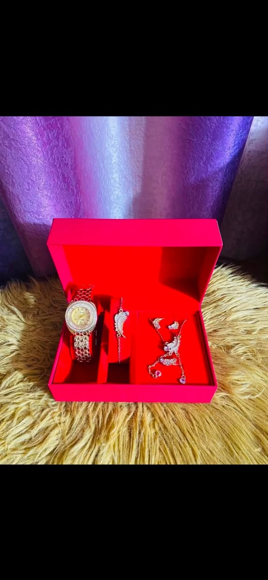 هدايا نازكة❤️🥹❤️. 
للحجز واتساب على ***********
تتوفر خدمة توصيل داخل الفلوجة ومحافظات العراق 
عنوان فلوجة حي المعلمين الاولى
