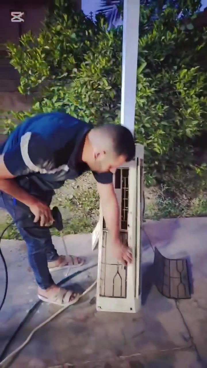 نوفر لكم خدمات نصب وصيانة السبالت والثلاجات ومجمدات بأيدي مهندسين مختصين وباسرع وقت
تنظيف وغسل
شحن غاز
معالجة الاعطال
نصب جديد وصيانة عامه
العمل داخل قظاء حديثه ونواحيها
للحجز والاستفسار
***********
***********
