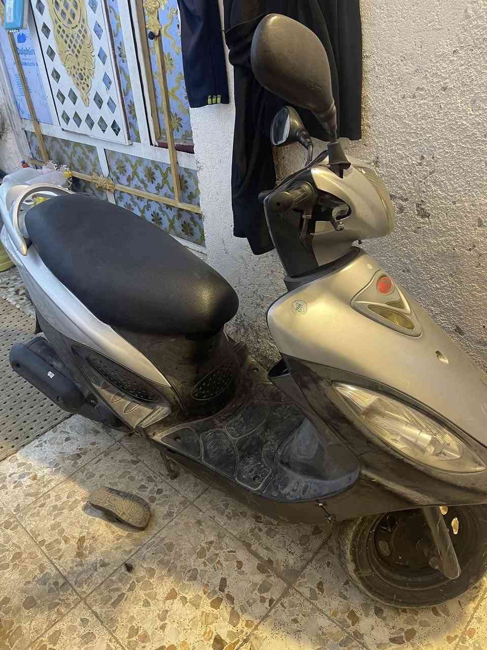 سلام عليكم شباب عندي كامكو في 2البيع مكاني بغداد مدينة الصدر ***********
