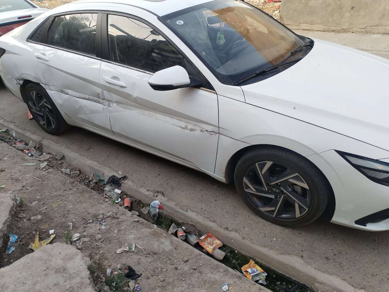 الإنتره تجميع صيني 24 السعر 125 وبيهه  مجال
***********
