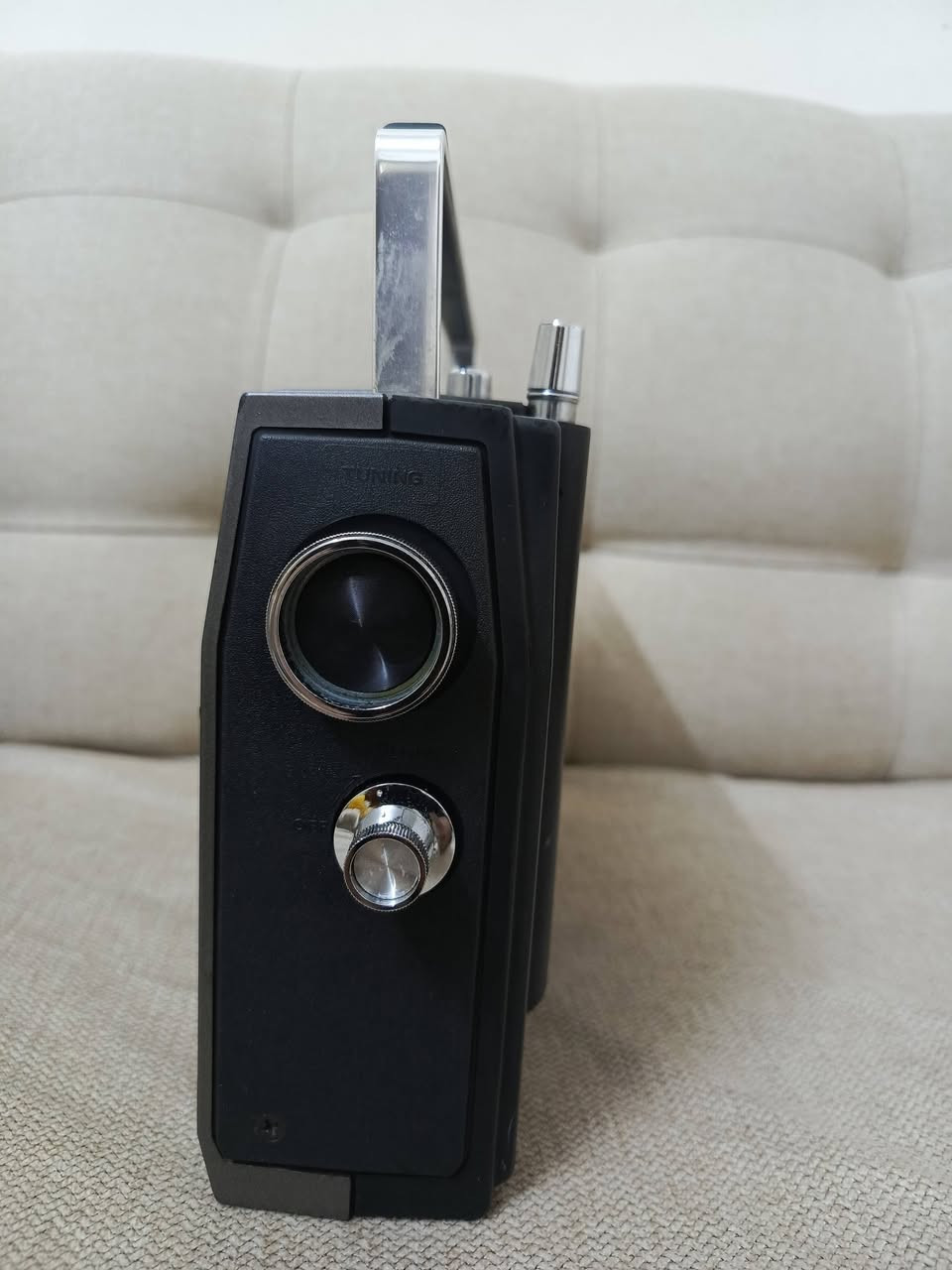 راديو هيتاشي سنغافوري كله شغال وبلادي مامفتوح برغي بي نظافه 90%اخوان وضحت كلشي بالصور السعر 40


**إذا كنت صاحب هذا الإعلان وتريد حذفه لأي سبب، رجاءا أرسل رسالة إلى الدعم الفني**