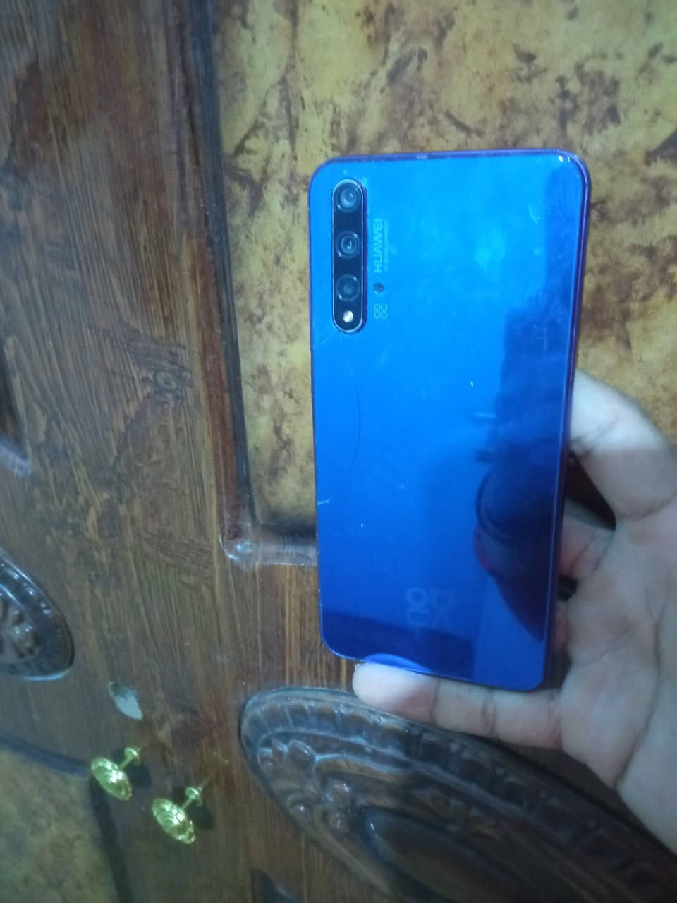 سلام عليكم جهاز للبيع نضيف ذاكره 128بوبجي فول كوله شغال ***********
