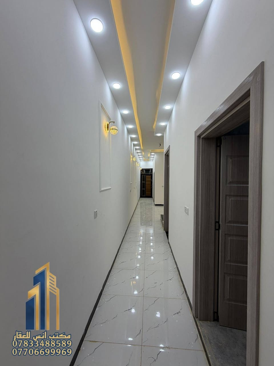 🏠 بيت للبيع في المربع الذهبي (الديوم) 🏠

​يعلن مكتب أنس للعقار عن عرض عقاري مميز وبسعر مناسب لعائلة تبحث عن الاستقلالية والراحة في أفضل مناطق تكريت.

​📌 تفاصيل العقار:
​📍 الموقع: تكريت - الديوم، المربع الذهبي (منطقة الـ 16).
​📐 المساحة: 100 متر مربع.
​📐 الأبعاد: الواجهة 5 أمتار × النزال 20 متراً.
​🏗️ التصميم الإنشائي: طابقين (بيت مستقل بالكامل، التفاصيل موضحة في الصور المرفقة).
​🛏️ التوزيع الداخلي للمنزل:
​3 غرف نوم واسعة.
​صالة عائلية مريحة.
​استقبال مخصص للضيوف.
​مجموعات صحية (حمامات) متكاملة.
​📞 للاستفسار والتواصل:
​لمعرفة السعر أو لترتيب موعد لمعاينة العقار على أرض الواقع، يرجى الاتصال بنا عبر الأرقام التالية:

📱 ***********
📱 ***********

​📍 موقع المكتب:
​مكتب أنس للعقار
عقارات الديوم - شارع 60، مقابل مجمع طيبة 2.
​ملاحظة: أهلاً وسهلاً بكم في مكتبنا طيلة أيام الأسبوع، ثقتكم هي هدفنا! 🌟
