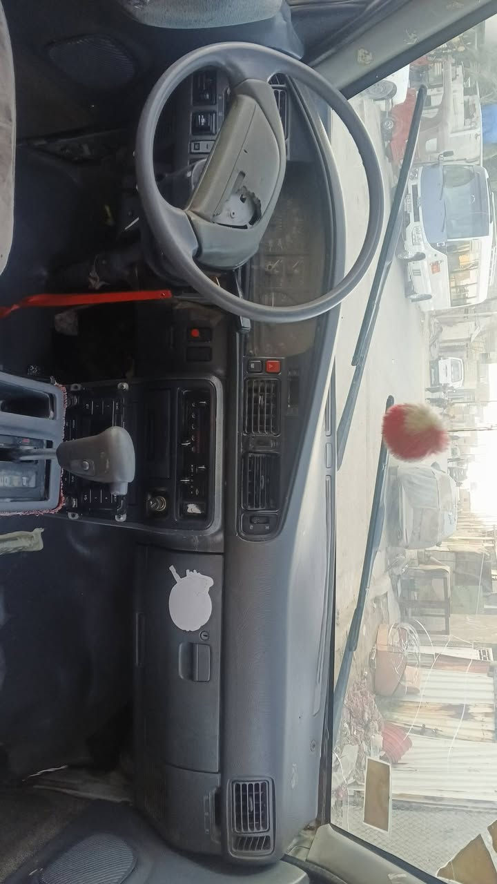 السلام عليكم سياره فاره فحل اربع بيبان رقم بغداد اعنونه بغداد سبع اقصور رقم *********** مكينه ونجي سته اسلندر السعر 27
