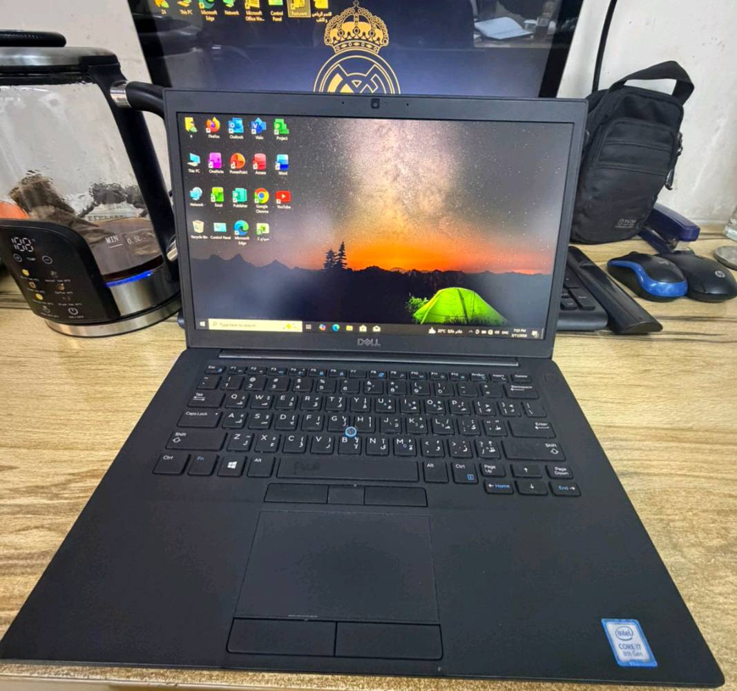 لابتوب dell 
مواصفات كور اي 7 هارد 256 ssd
رام 8 كيبورد ضوئي شاشه 14 