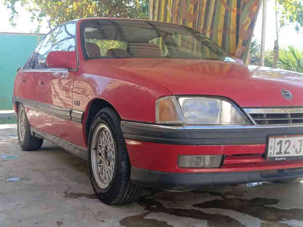 اوميكا 20  موديل 1992هزه جديده رقم نينوى مسطره باسمي  تحويل محرك وكير شرط توماتيك بدون صبغ ولا تقحيل طخم جديد كابون الكتروني بيها جامات الكدام كهربائي فتحت سقف كهربائي  كهربائيات كلها شغاله شاشه سماعات كلها شغاله الداخل البطاين كلها جديده تايات جديده ويل كب السياره كدام العين
السعر 45
 واللاستفسار على رقم ***********
