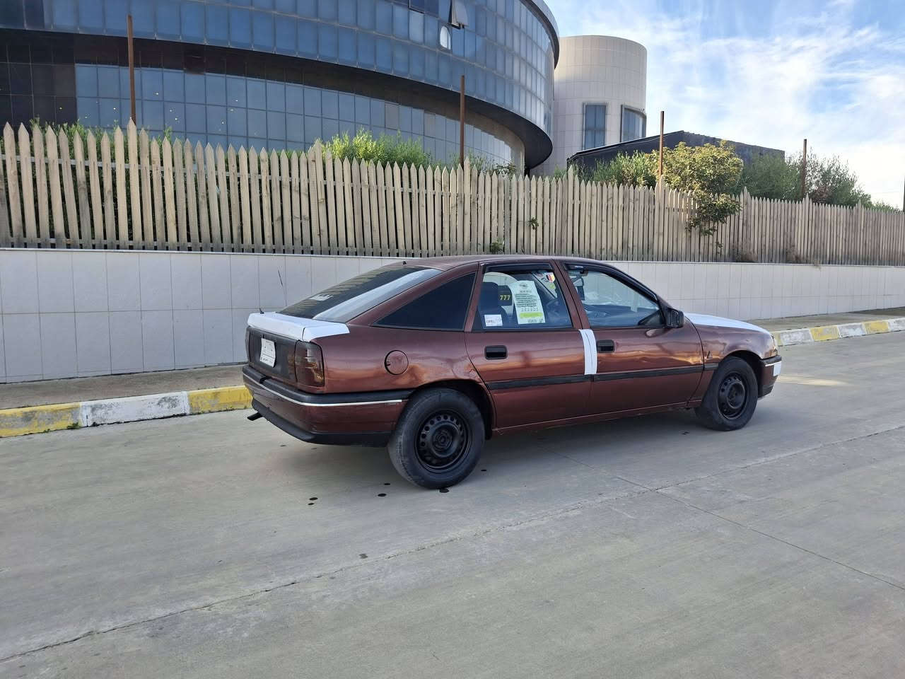 ئوپل مدیل 1993رقم کرکوك أليف عاج صاقت 2021
شرط تحويل بي كوبون بانزين محرك 16عه ریض باور
گیرعادی محرك بی بغاربدون حادس بدون غایس مصبوغ جمالیه صدرآمامی خلفی کوله جدید 
تیارت جدیدکربایت شغال تت فیه شغال حلوه سیاره 
سعر 27 بی مجال عنوان کرکوك آزادی 
***********
***********
