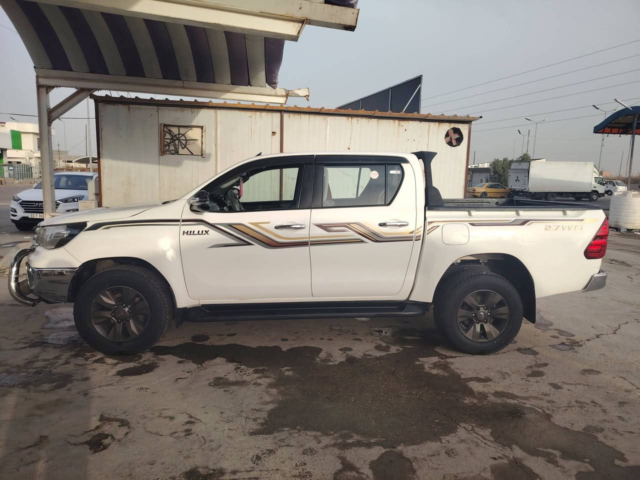 اسلام عليكم
بيكم هايلوكس للبيع أو مراوس
موديل 2018 شكل ١٩
جاهزه تخم تاير جديد
باتري جديد ما بيها نقص
نوع اسياره كويتي معروفه موصفاته
بسمي تحويل مباشر
بيها باب خلفي مبدل وربع لبدي صبغ
اسعر ٢٧٥ وبيها مجال لشراي 
مكان السياره بغداد ابو غريب
رقم الهاتف *********** بي واتساب
***********
