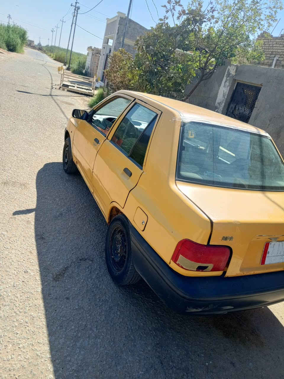 سايبه  موديل  16 سنويته ضايعه وراعيه موجود  عليه هيئه 400 الف  سعر 15 ورقه  وبيه مجال قليل للتصال عل ارقام ***********. /‏‪***********‬‏   ما متواجد عل فيس
