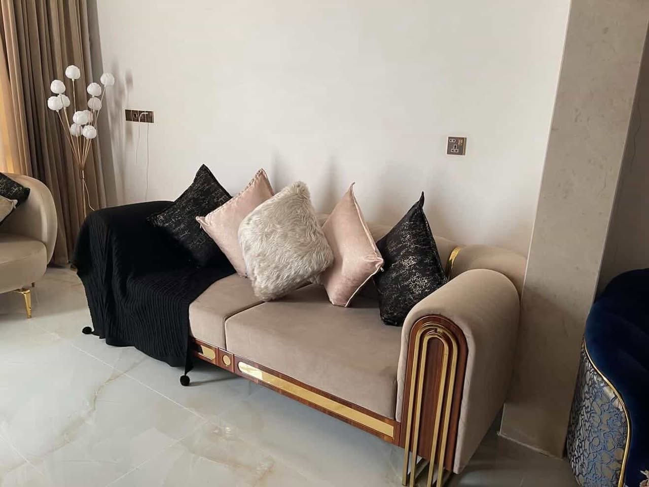 طخم للبيع مظيف مثل ما موضح بالصور


**إذا كنت صاحب هذا الإعلان وتريد حذفه لأي سبب، رجاءا أرسل رسالة إلى الدعم الفني**