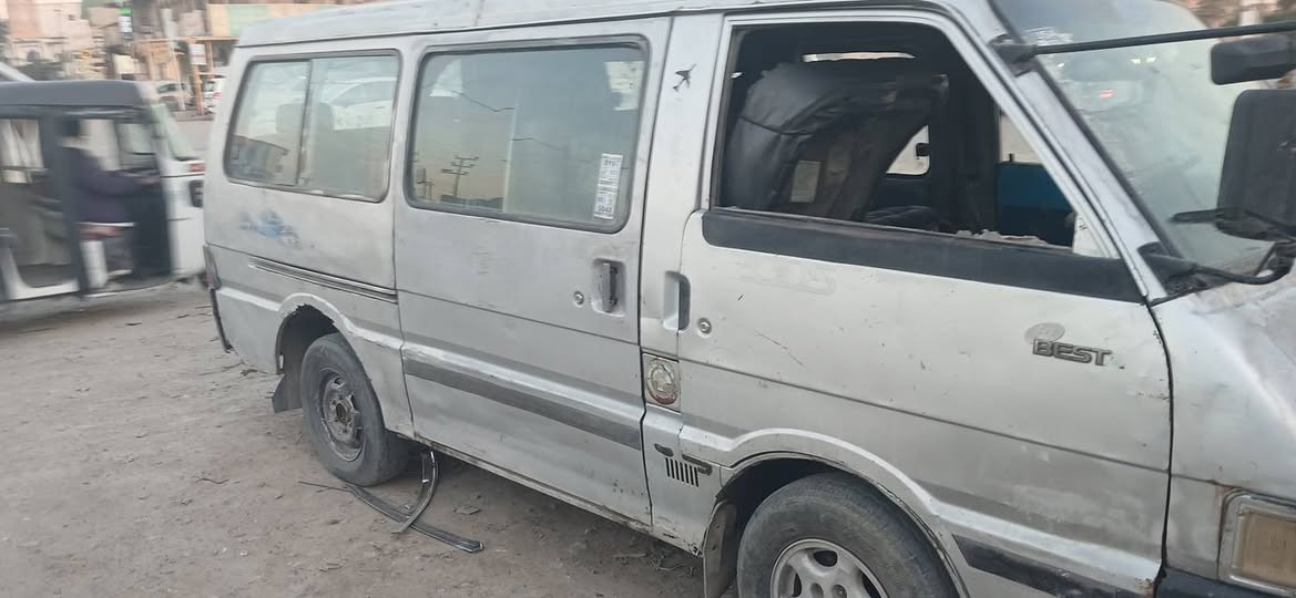 كيا بسته ٩٥ بسمي رقم دولي سعر ٣٧ وبيه مجال مكان بغداد زعفراني ***********
