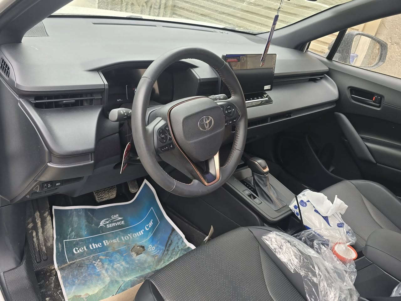 السلام عليكم لبيع كورلا كروز موديل 25 شكل ال 2026 فول مواصفات عدى الجنطه مو كهرباء مرقم جاهز بغداد بسمي تحويل ثاني يوم رقم مميز ماشيه ١٧٠٠ كيلو يعني زيرو كاعيات جلد شادله اصليه للاستفسار الاتصال عل الرقم ***********
