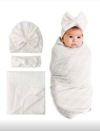 ملابس أطفال • لون أبيض • خامة تجنن