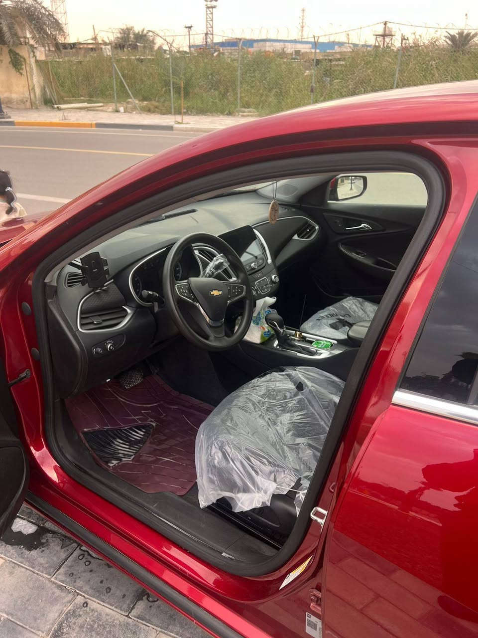 السلام عليكم
للبيع فقط ماليبو 2025

الضرر// ربع من جاملغ  الخلفي ايسر وصندوك امبدل نفس اللون بجم بلاد سياره  تخبل   باقي السياره كفاله صور الضرر مرفقه ع الفحص وين ميعجبك 

دخول جديد ترقيم جديد بصره معوقين بسم سيد والعوق فقط رجله وحاظر الف وكاله واخذك احطك ابابه 

المواصفات محسن
🔴بصمه ابواب + جنطه
🔴 تشغيل عن بعد 
🔴 حساسات خلفيه 
🔴 نقاط عمياء 
🛑محرك 1500 توربو ✈️
🛑ماشيه 11000 كيلو متر اخت الزيرو وقابله لزياده
🔴قياده ذاتيه
🔴سايد بريك بصمه
🔴مانع انزلاق
🛑 اوتو بريك /توقف ذاتي عند الاقتراب 🚳
🛑كشن كهرباء  ⚡️
🛑رادار امامي 
🛑شاشه كبيره تدعم 📲Android Auto/car play
🛑خرائط Gps📌
🛑كامره خلفيه 📷
🛑كروز مثبت سرعه
🛑شاشة ضبط واعطال بل دشبول
🛑منافذ USP/ 12V /Tip C
🛑مانع انزلاق ⛔️
🛑حساس اطارات
🛑4 دسك/ Abs
السياره جاهزه ونظيفه جداً بدون نواقص
مكانه البصره *********** 
متوفر اتصال او واتساب 
السعر 140
خوان بيها مجال   وكلشي ذاكر المنشور وصور الحادث  موجودات
