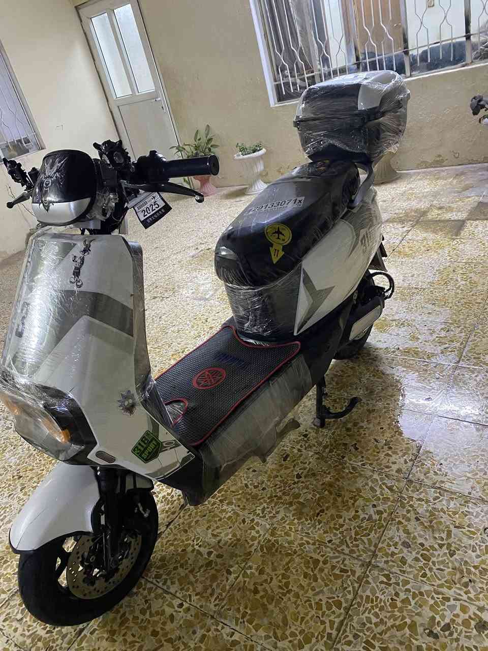 مطور شحن للبيع 6 بطاريات دبل  /بي  نضام بك /سرعة 99 فول موصفات  لايت عالي ناصي مطور شحن معروفه فول موصفات  /نوعيه 318/نمرات 4/ملف 2000/ السعر 550 بيها مجال شي قليل / رقم موبايل اسيا / ***********  / اتصل وا تدلل  مكاني موصل حي عدن
