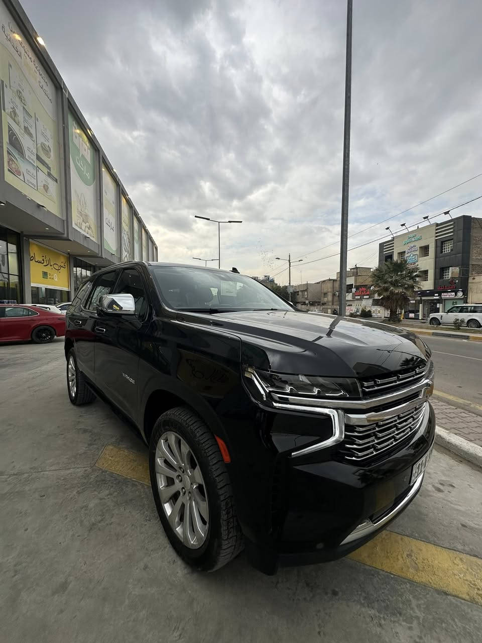 السلام عليكم تاهو موديل 23 بريمر 
ماشيه 30 الف وكاله المنصور رقم 
بغداد مغلفه 20 ورقه من الزيرو 
السياره على وضع الوكاله حتى 
تايرات الشركه بالجيس العنوان 
بغداد الكرخ ***********
