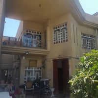 دار للبيع مساحة٣٥٠واجهة١٠نزال٣٥ مناصفةقرار٢٥ متكون من الطابق الأول من ...