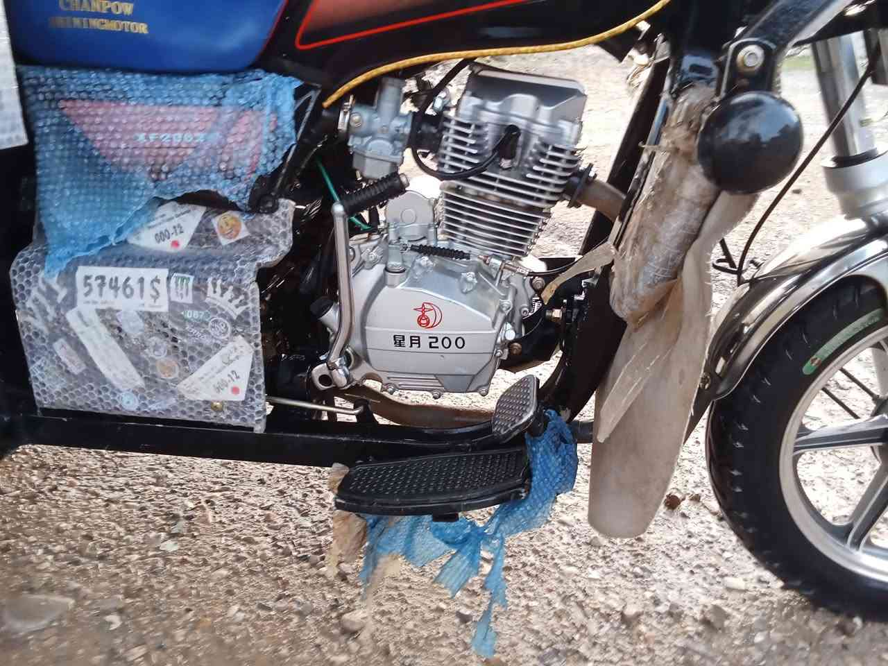 بە ناوی خوا ئه م ماتۆڕه بۆفرۆشتن مۆدیل 2025 مکینە 200پلیت ومه نه فیست ماتۆڕه که لۆکه وه سفی ناوی زۆرپاکوخاوینه مالی دۆسته مشته ری تیلفون بکه
***********
***********
