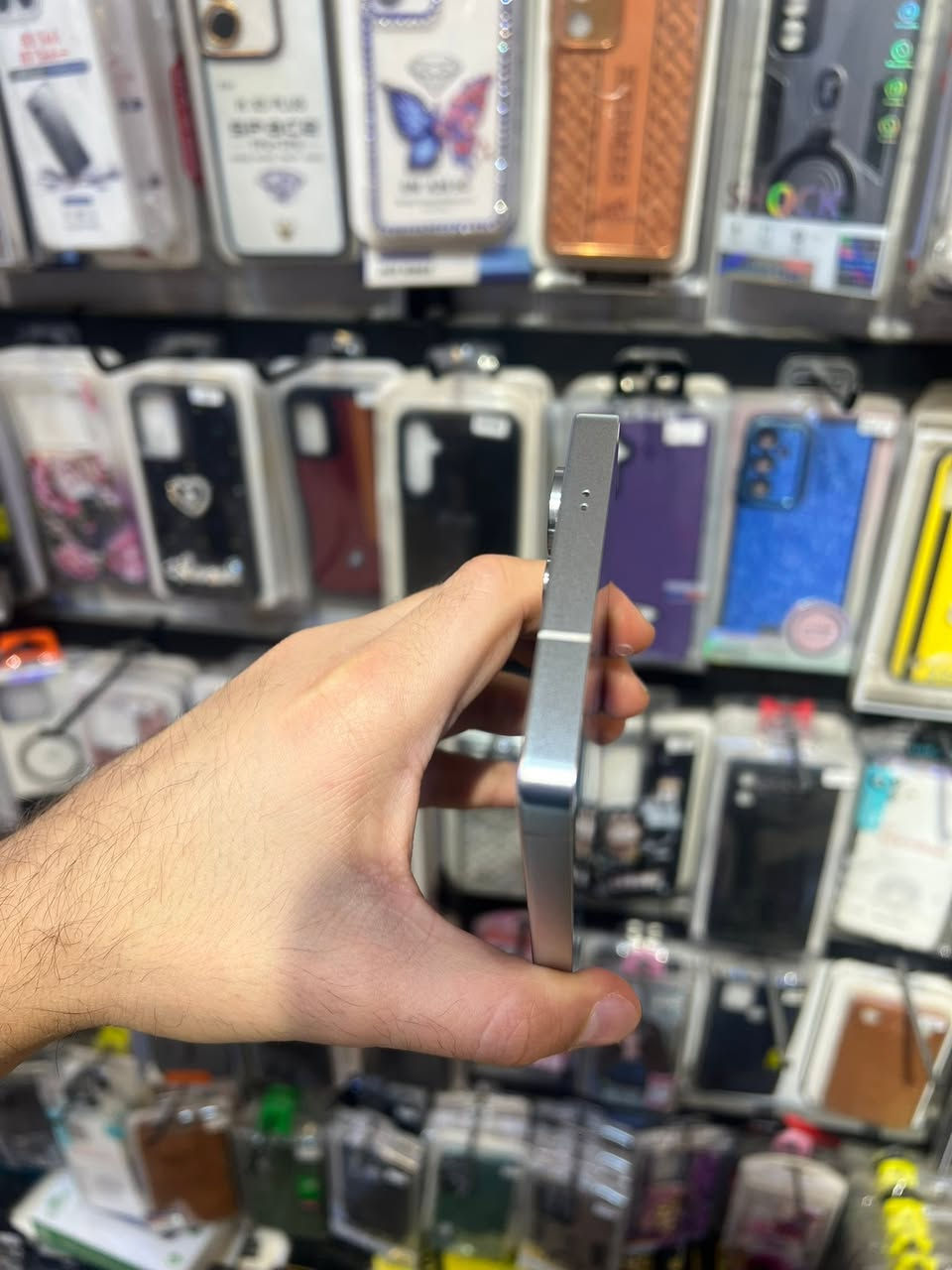 السلام عليكم
Samsung s25 ultra 256GB
نظافة ‎%‎
مكفول من التصليح ومن أي خلل
باكيت وكيبل إصلي
ضمان عين الفهد لكن بدون ضمان كارت شاشة
السعر مليون و25 قفل
مكاني بغداد العامرية
***********
