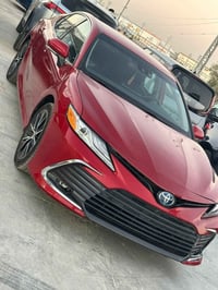 كامري XLE هايبرد • ٢٠٢٤ • بدون ايرباك