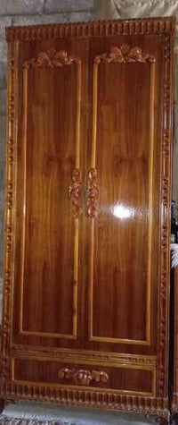 مكلف بلنشر يوجد غرفه اخشاب للبيع السعر الاتصال على الرقم   07740944923