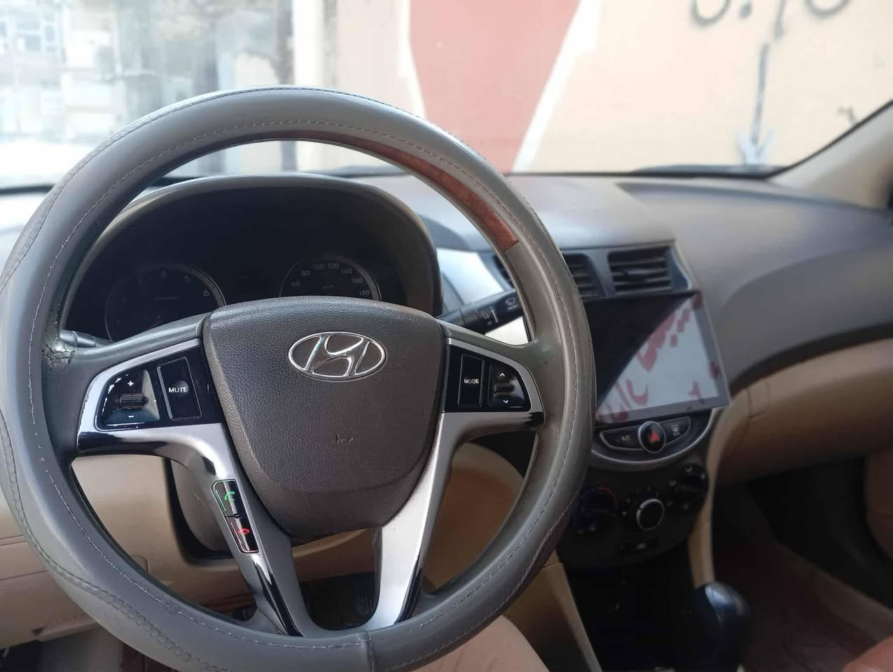 سلام عليكم  كسنت مديل 14شكل 15موضح بسونار
سياره جديده السعر 104 سياره الكربلائي الحر 
رقم الهاتف  ***********
