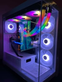 تجميعه معه شاشه ويو بي اس و جوستك استخدام قليل السعر مليون و 350  RTX ...