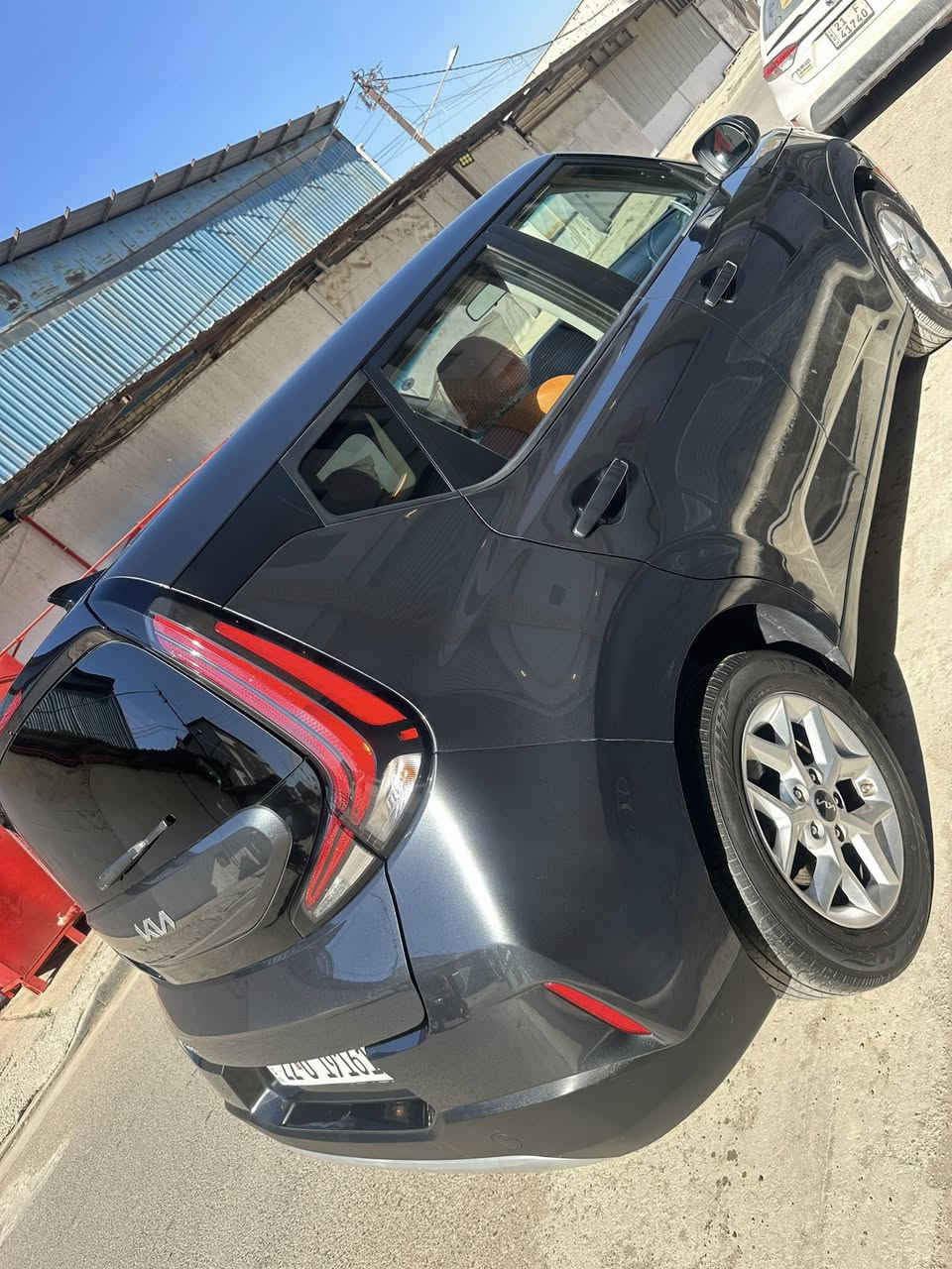 السلام عليكم كيا سول موديل 2023 شاشه كبيره رادارات محرك ٢٠٠٠ دوش ماشيه ٢٣ ضرر موضح باصور سنويه هزه كله جديد سعر ١٣٦ للاستفسار *********** مكاني الدوره
