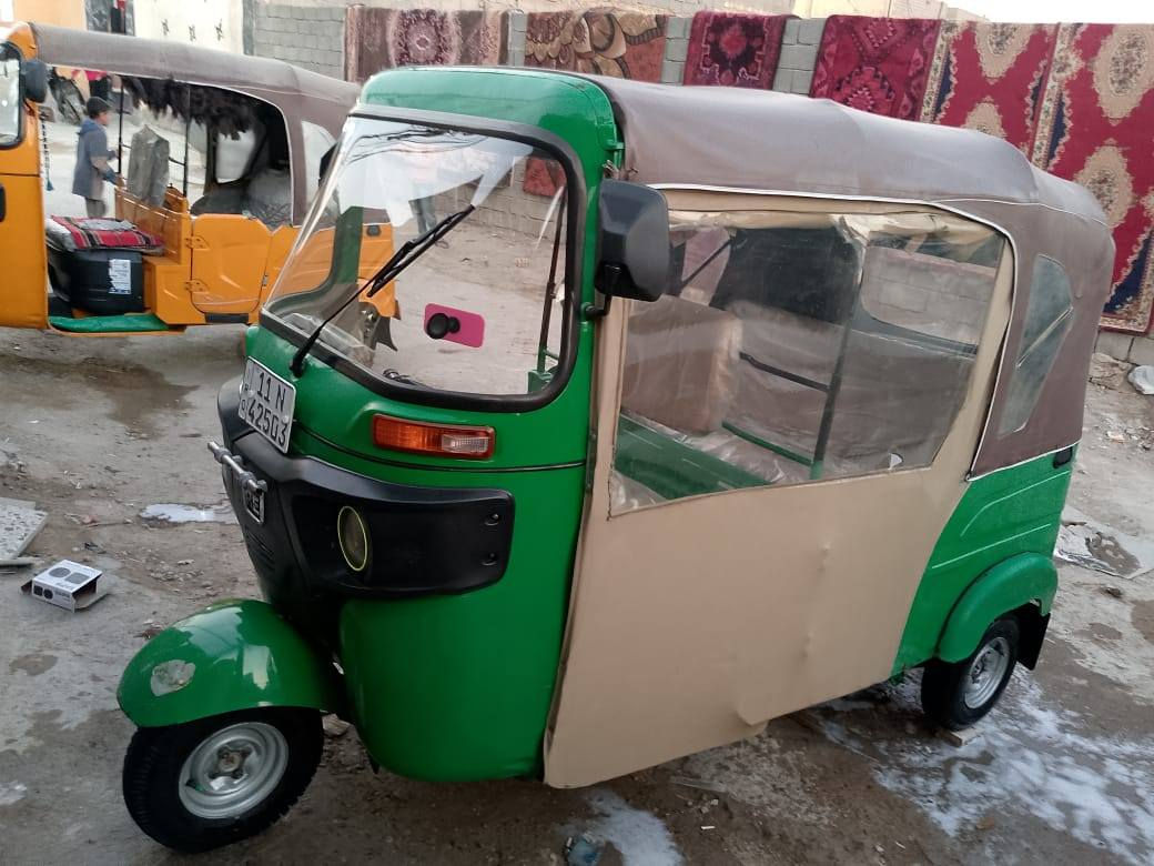 سلام عليكم تكتك للبيع 2021 مكفوله عده ضربه بلغد قليله راجعه بارد السعر 7 و 850وبيه مجال مكان بغداد حي طارق رقم *********** بي واتساب
