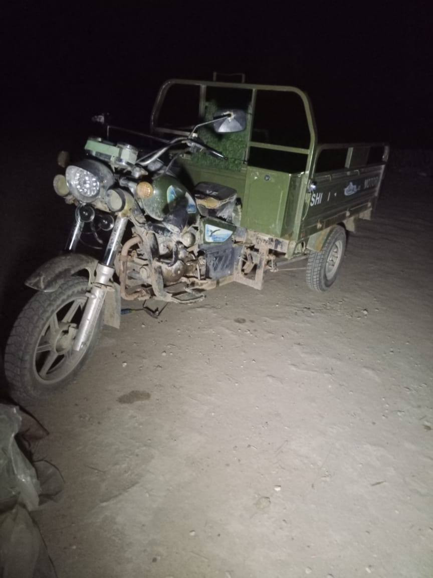 السلام عليكم ستوته للبيع موديل ٢١ أوراق اصولي بس فطر المحرك *********** هذا رقم راعيه مكلف بالنشر
