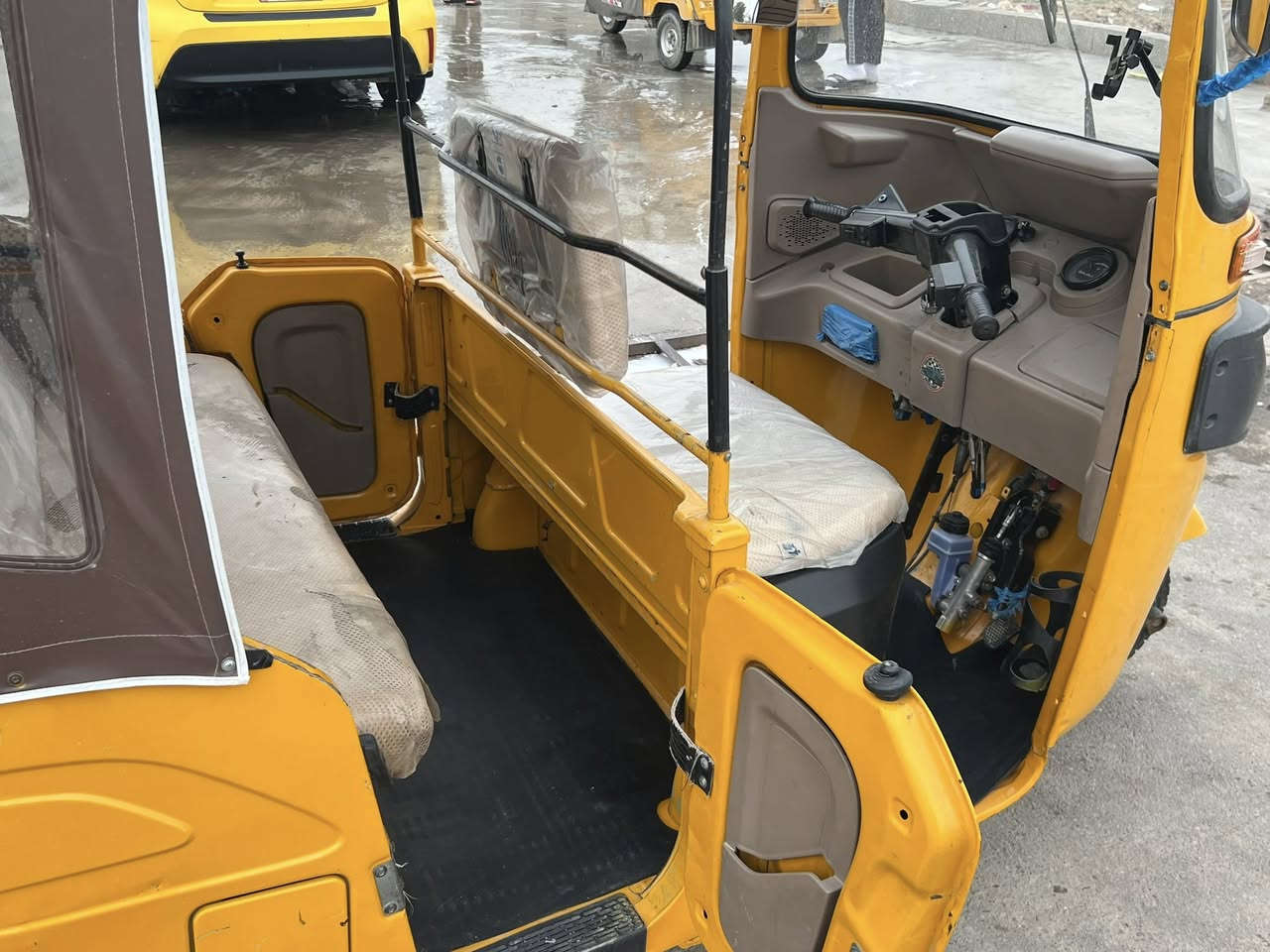 سلام عليكم تكتك موديل 22 رقم وسنويه ستفسار على هاذا الرقم ***********
