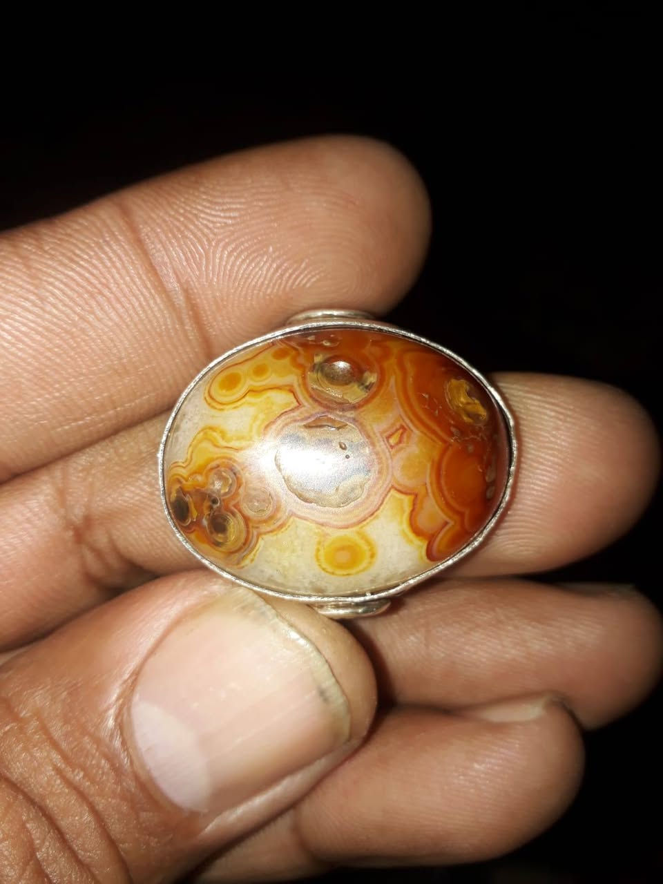 محبس سليماني دهن ودبس صياغه يدويه حلوه قياس٢٥سعر ٥٠الف بغداد


**إذا كنت صاحب هذا الإعلان وتريد حذفه لأي سبب، رجاءا أرسل رسالة إلى الدعم الفني**