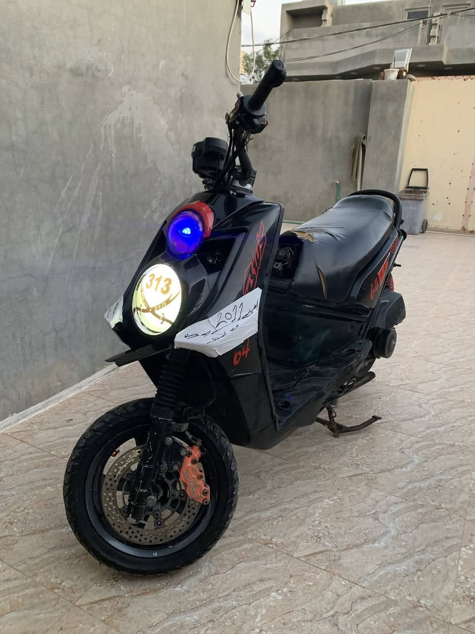 السلام عليكم                    ***********
للبيع سكنس جبلي مكينه مكفوله من كلشي كهربائيات كامله 

ختم واحد للبيع أو مرواس مكان ديالئ الخالص
