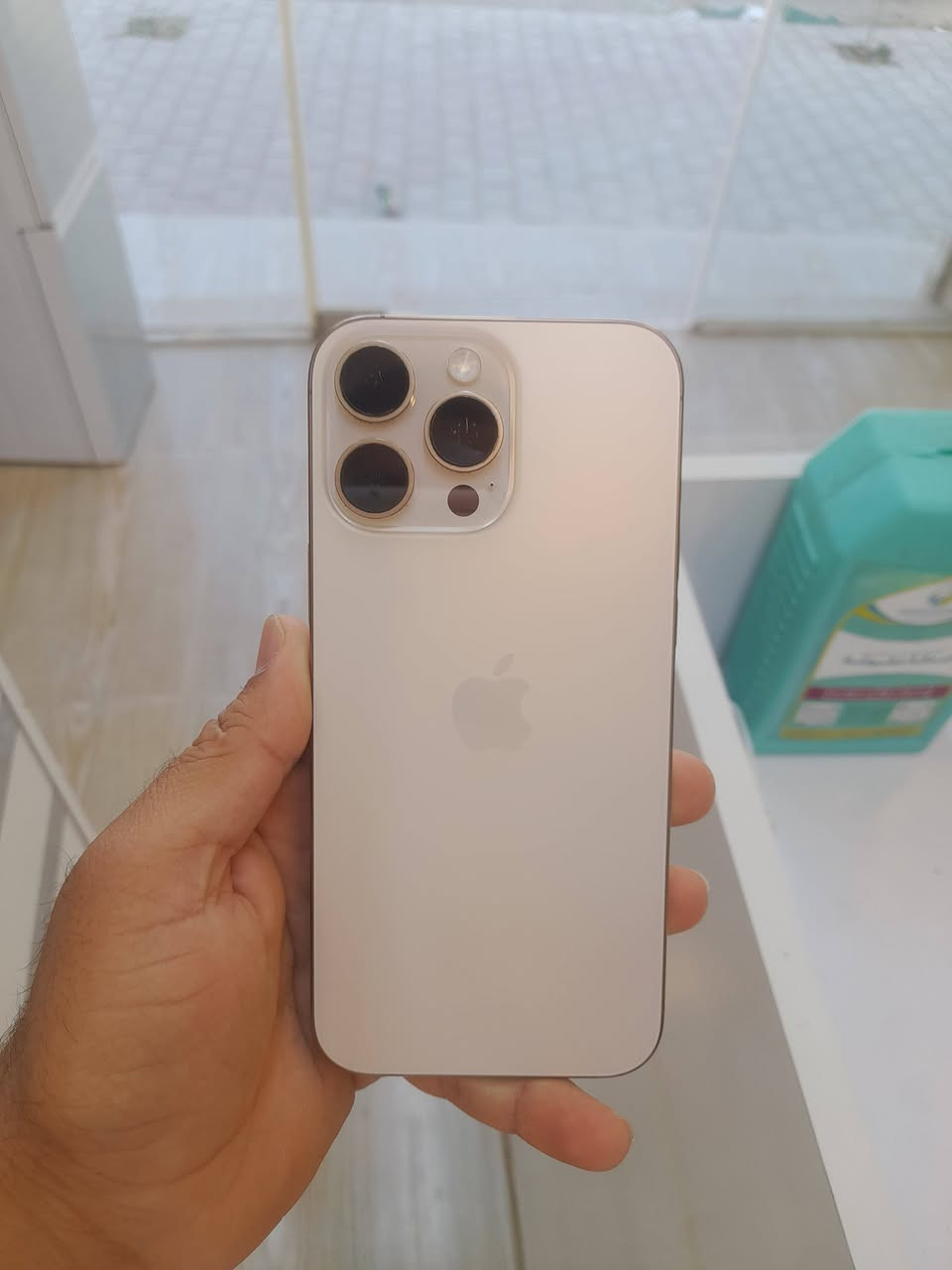 السلام عليكم 16pro Max ذ256 باتري 91 عربي شرق اوسط سعره 1275 /***********
